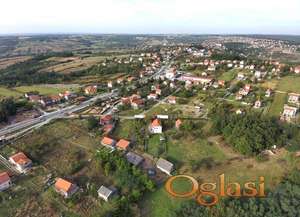 Baćevac, započeta gradnja, kod magistrale, 12.25a ..